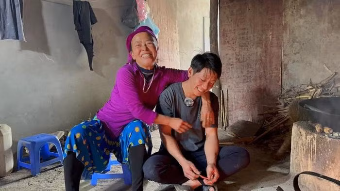 Nguoi dan ba goa 57 tuoi lay chong la trai tan kem 27 tuoi