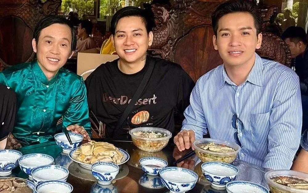 Qua thang tram, Hoai Linh chon cuoc song binh yen, don gian-Hinh-5