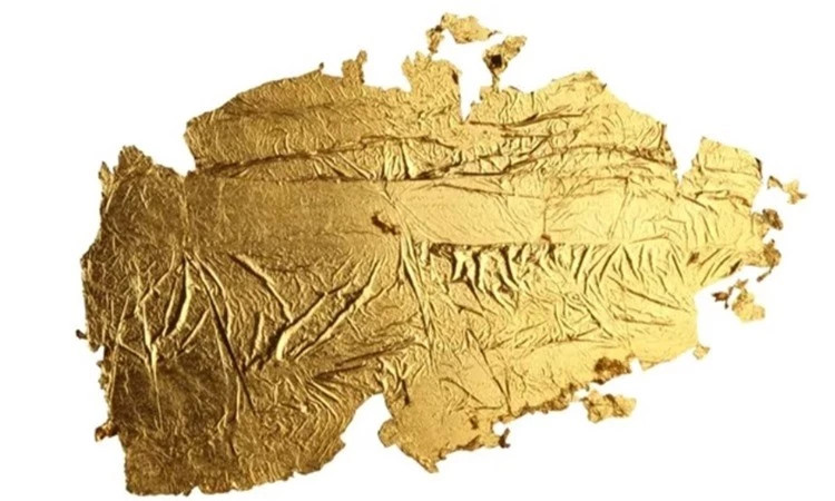 Lá vàng mỏng nhất thế giới chỉ dày bằng một nguyên tử ảnh 1