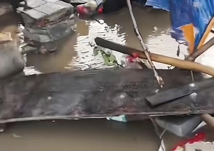 Tau cao toc chay ngang, thanh nien keu troi vi song ap vao nha-Hinh-2