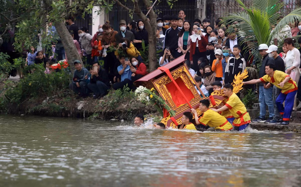 Hinh anh le hoi co 3 chiec kieu 