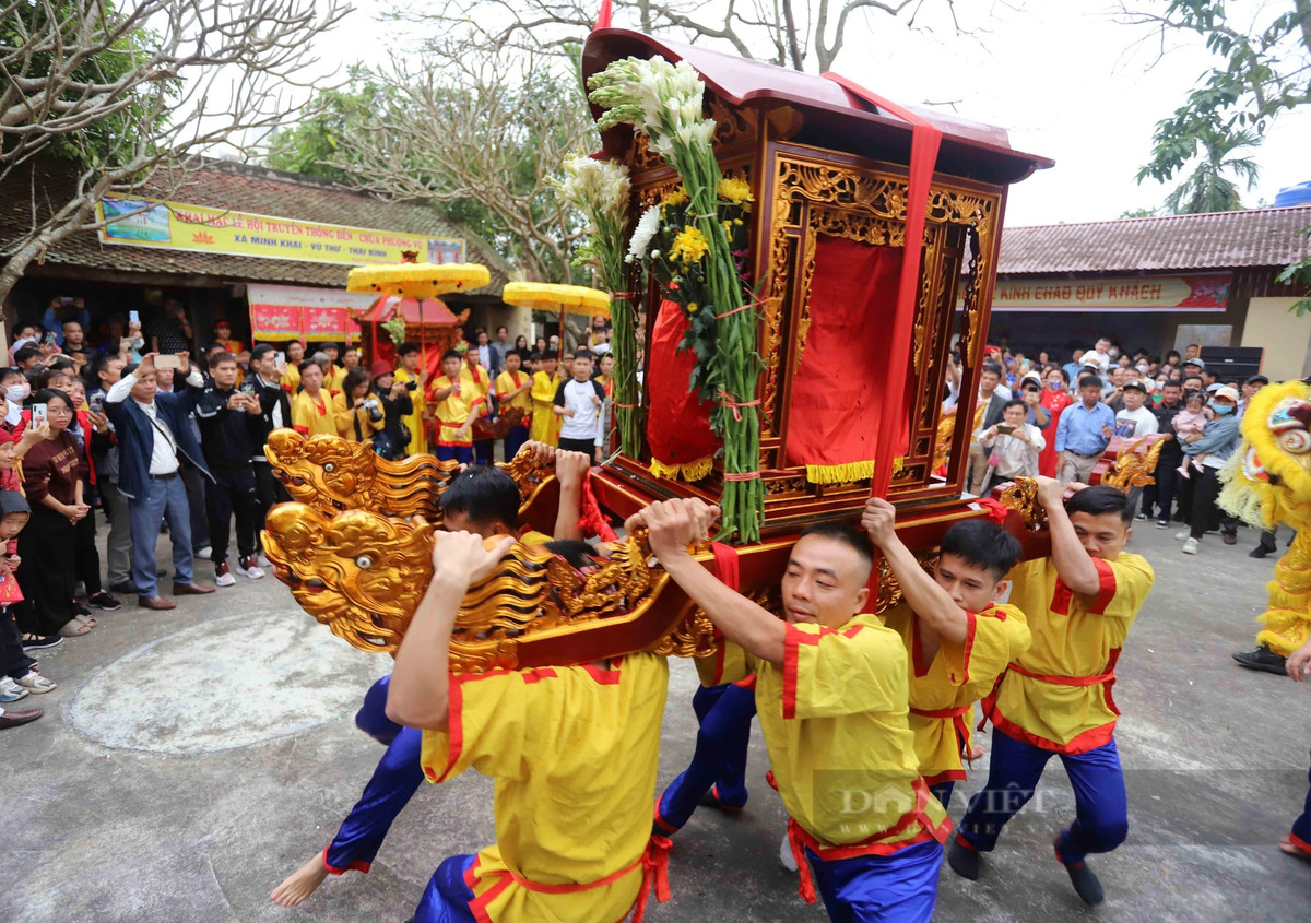 Hinh anh le hoi co 3 chiec kieu 