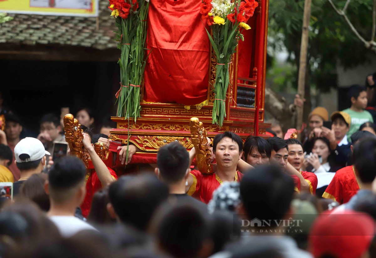 Hinh anh le hoi co 3 chiec kieu 