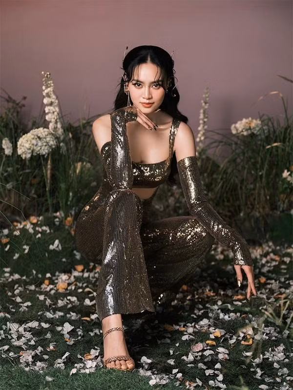 Hanh trinh lot xac cua Ninh Duong Lan Ngoc-Hinh-7