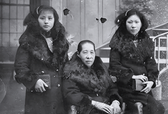 Gai lau xanh thoi nha Thanh trong the nao, anh that lat do 3 diem-Hinh-8