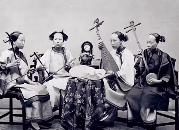 Gai lau xanh thoi nha Thanh trong the nao, anh that lat do 3 diem-Hinh-2