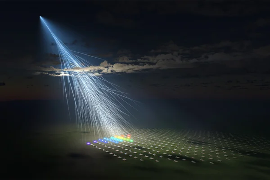 Trong suốt cuộc đời của mình, nhà sáng chế thiên tài Nikola Tesla đã phát minh ra hàng trăm thiết bị và quy trình làm thay đổi thế giới. Khai thác tia vũ trụ: Tesla từng nghĩ đến ý tưởng khai thác nguồn năng lượng miễn phí đến từ những hạt nguyên tử, các loài tia đầy rẫy trong vũ trụ. Các hạt vũ trụ siêu nhỏ này liên tục rơi xuống mặt đất với tốc độ nhanh hơn ánh sáng và ông nghĩ có thể "bắt" được chúng để chuyển đổi thành năng lượng sử dụng được. Rất tiếc, phát minh của ông chưa từng được sản xuất.