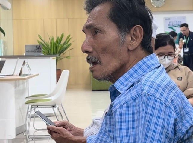 Thuong Tin ve que nhung khong song cung vo kem 32 tuoi