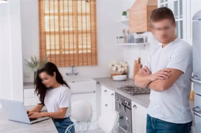 Dang ruc rich muon ket hon, ban gai tuyen bo mot cau gay soc