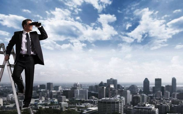 Nếu bạn không hài lòng với hoàn cảnh hiện tại và không biết làm cách nào để thay đổi nó thì bạn phải điều chỉnh lại tâm lý của mình. Thay vì suốt ngày chìm đắm trong những lời phàn nàn và bất công, tốt hơn hết bạn nên chấp nhận sự bất ổn của cuộc sống càng sớm càng tốt.