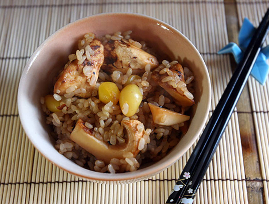 Thứ cây nhìn tưởng "cục đất", ai ngờ có giá tới 50 triệu/kg - Hình 4 Thu cay nhin tuong