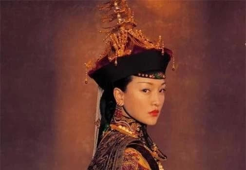 Gia tộc hiển hách nhất triều đại nhà Thanh: 3 người làm hoàng hậu - Hình 4 Gia toc hien hach nhat trieu dai nha Thanh: 3 nguoi lam hoang hau-Hinh-4