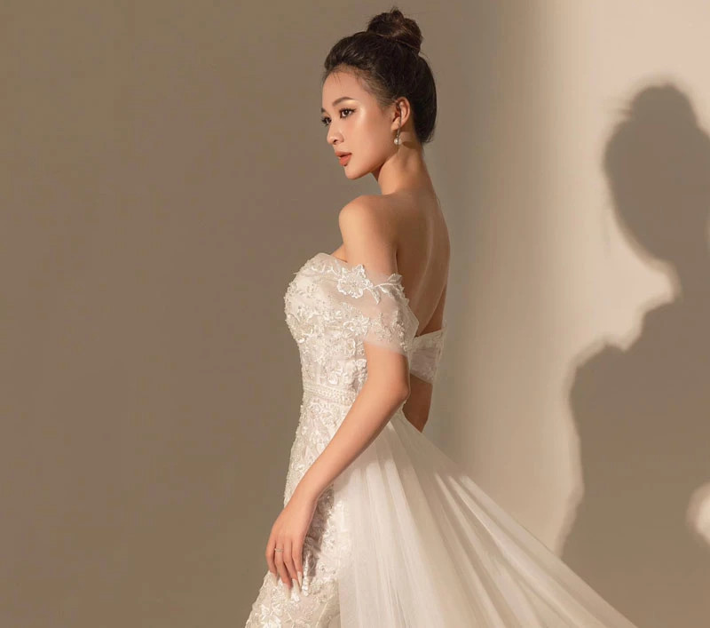 Hot girl Đắk Lắk sở hữu ngoại hình gợi cảm ‘đốn tim’ cánh mày râu - Hình 7 Hot girl Dak Lak so huu ngoai hinh goi cam ‘don tim’ canh may rau-Hinh-7