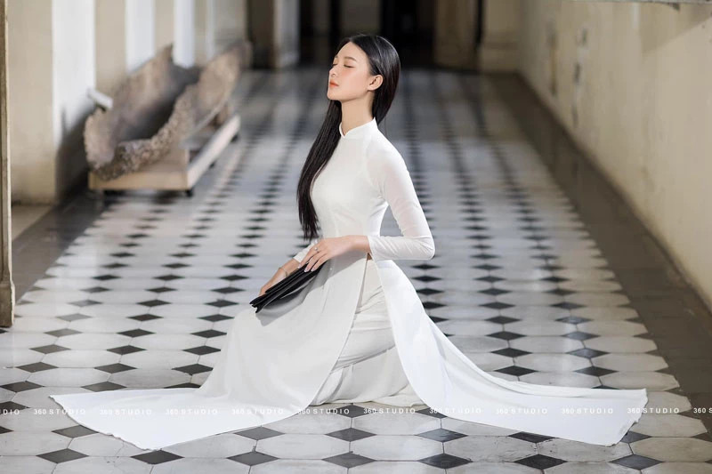 Hot girl Đắk Lắk sở hữu ngoại hình gợi cảm ‘đốn tim’ cánh mày râu - Hình 11 Hot girl Dak Lak so huu ngoai hinh goi cam ‘don tim’ canh may rau-Hinh-11