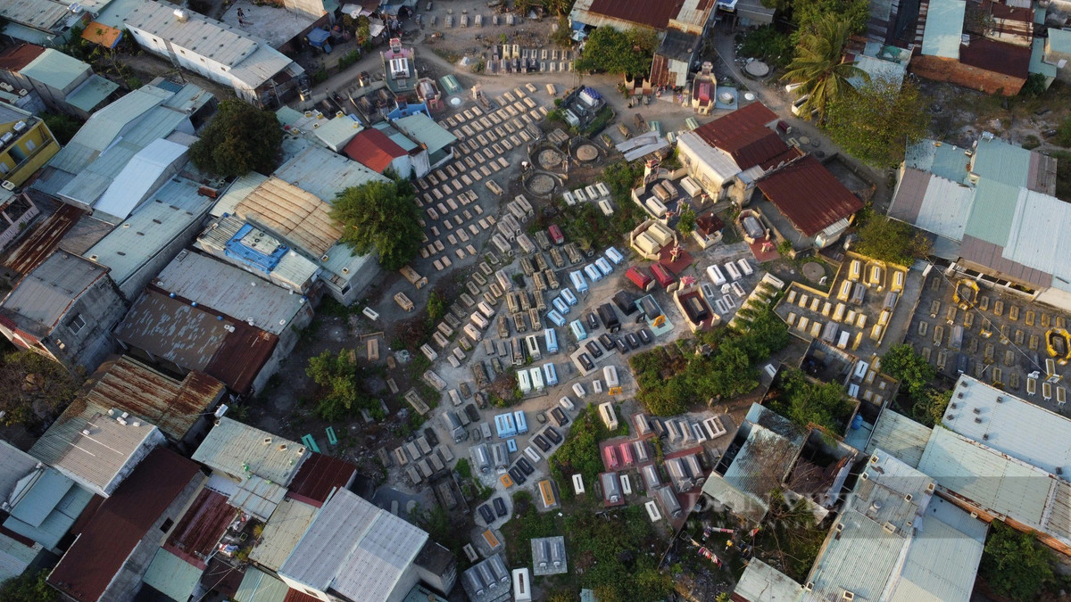 Rợn người cảnh hàng nghìn hộ dân "sống cạnh người chết" tại Đà Nẵng Ron nguoi canh hang nghin ho dan