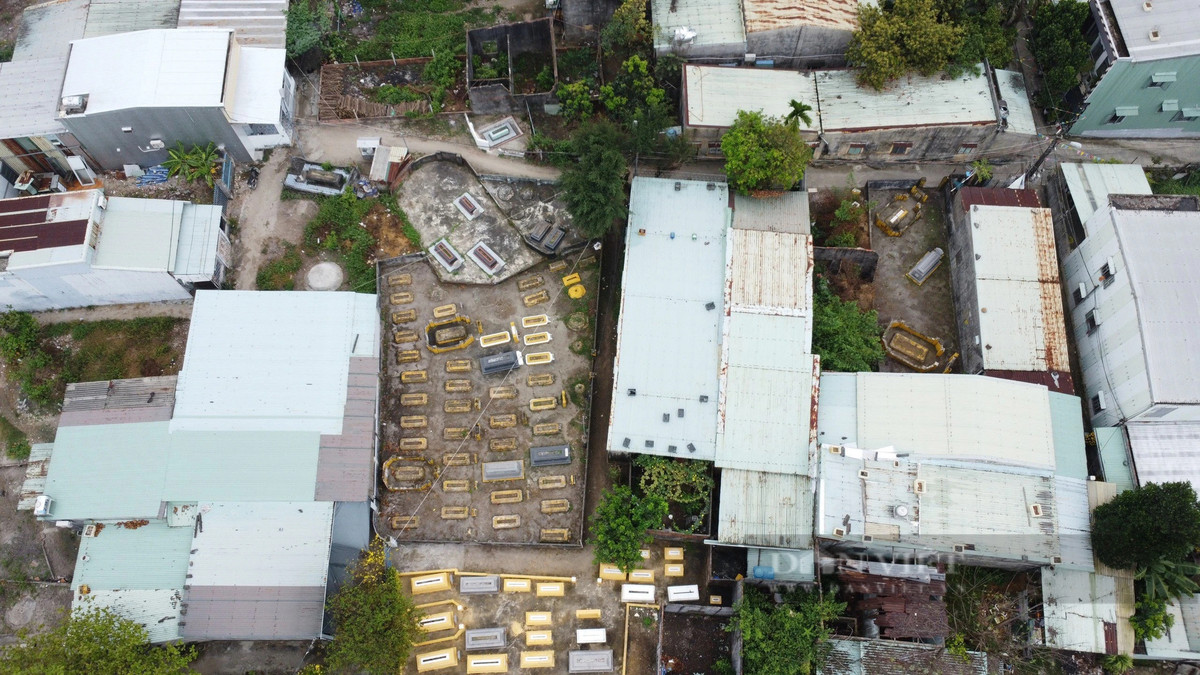 Rợn người cảnh hàng nghìn hộ dân "sống cạnh người chết" tại Đà Nẵng - Hình 6 Ron nguoi canh hang nghin ho dan