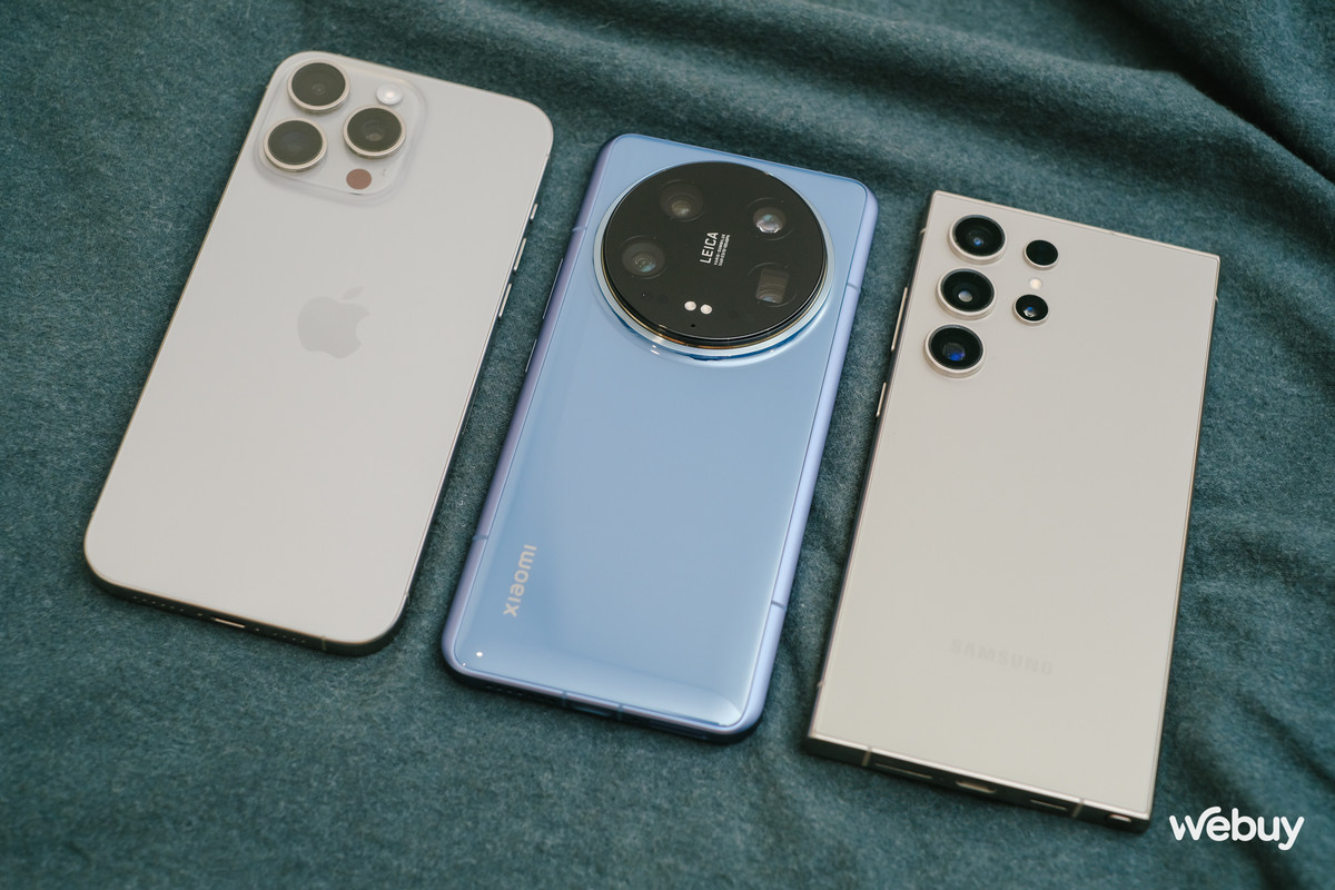 Ở phân khúc cao cấp năm nay, xu hướng smartphone hoàn thiện từ chất liệu titanium đang được nhiều nhà sản xuất áp dụng, khởi đầu với iPhone 15 Pro series có khung viền hoàn thiện từ titan, tiếp theo là Galaxy S24 Ultra cũng có thiết kế viền titan tương tự, đi kèm với mặt lưng kính đồng màu, tạo nên một sức hấp dẫn trong mắt người dùng. Xiaomi 14 Ultra cũng có một tuỳ chọn màu titanium với khung viền titan, tuy nhiên bản này được bán riêng, còn các phiên bản màu sắc khác thì khung máy vẫn hoàn thiện từ nhôm