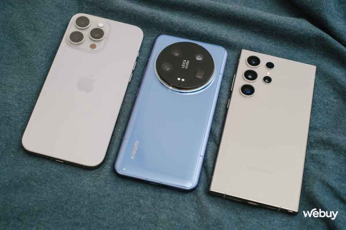 Ở phân khúc cao cấp năm nay, xu hướng smartphone hoàn thiện từ chất liệu titanium đang được nhiều nhà sản xuất áp dụng, khởi đầu với iPhone 15 Pro series có khung viền hoàn thiện từ titan, tiếp theo là Galaxy S24 Ultra cũng có thiết kế viền titan tương tự, đi kèm với mặt lưng kính đồng màu, tạo nên một sức hấp dẫn trong mắt người dùng. Xiaomi 14 Ultra cũng có một tuỳ chọn màu titanium với khung viền titan, tuy nhiên bản này được bán riêng, còn các phiên bản màu sắc khác thì khung máy vẫn hoàn thiện từ nhôm