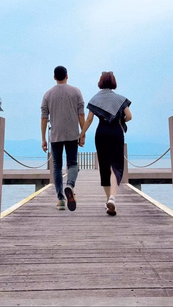 Huong Giang bat ngo cong khai mot goc mat ban trai-Hinh-3