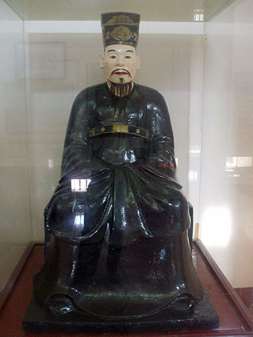 Do doc Dang Tien Dong giup Nguyen Hue dai pha quan Thanh