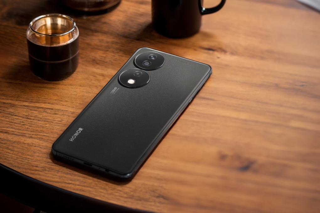 5 mau smartphone vua ra mat tai Viet Nam-Hinh-4