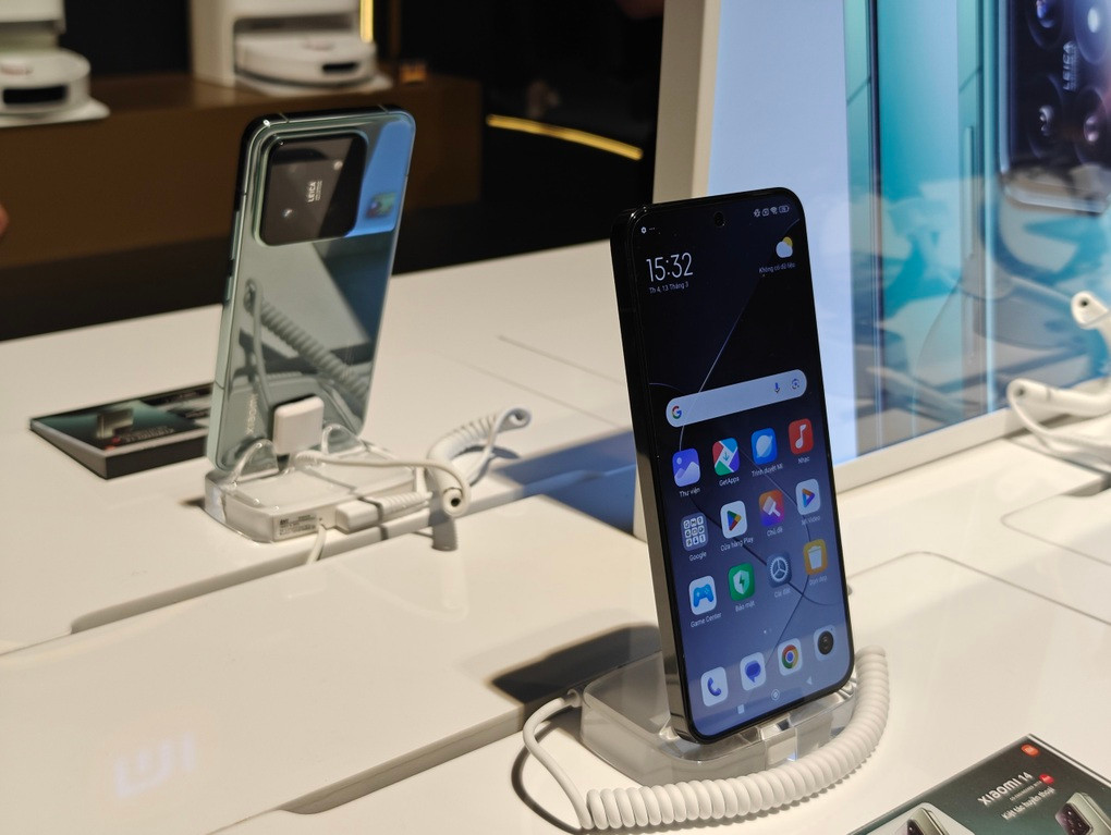 5 mau smartphone vua ra mat tai Viet Nam