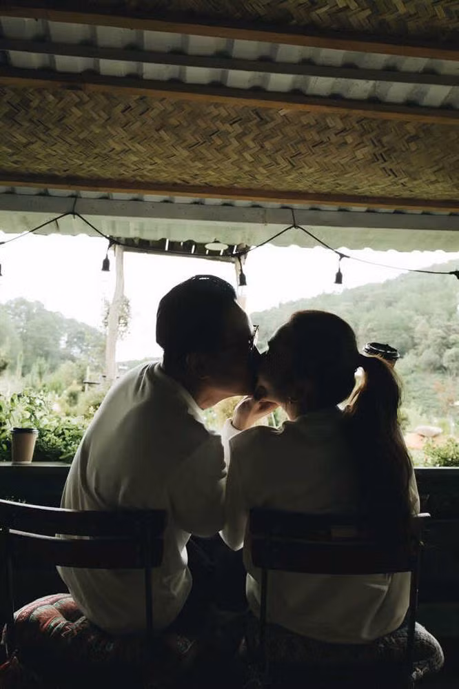 Siêu mẫu Thanh Hằng cho biết, trong thời điểm cô đi du lịch Hàn Quốc, cũng trùng với lịch một số sự kiện tại Việt Nam. Tuy nhiên, cô quyết định từ chối hai event để dành thời gian cho bản thân.