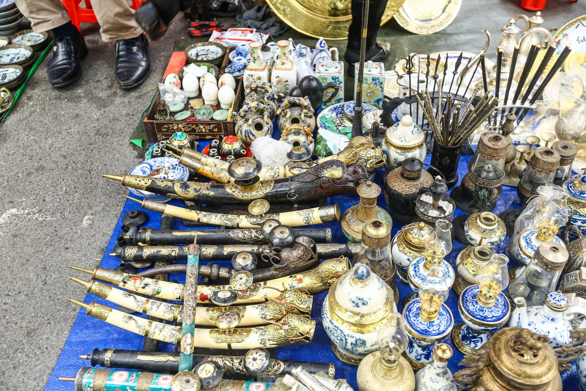 Rất nhiều món đồ thời "ông bà anh" để chiêm nghiệm, hoài niệm.