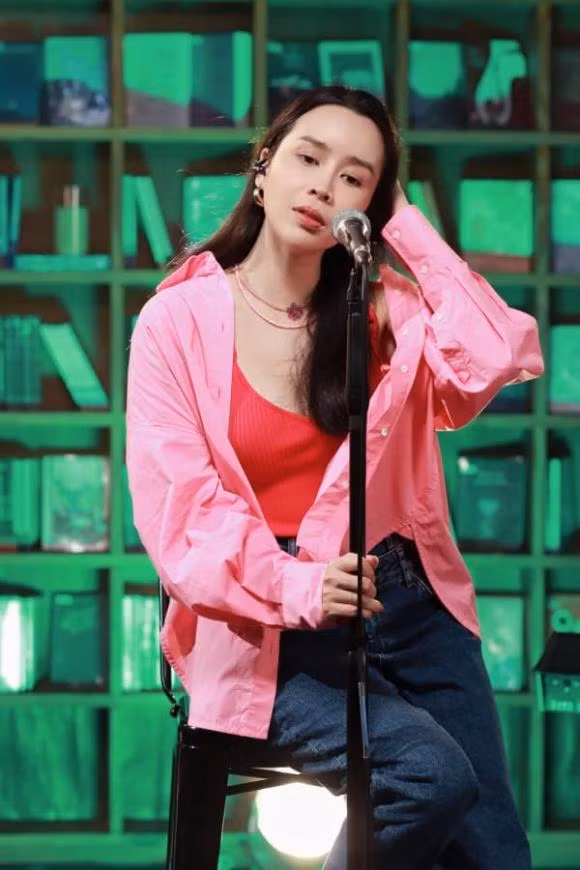 Sau do vo, Luu Huong Giang thot ra mot cau nghe tham va thuong-Hinh-2