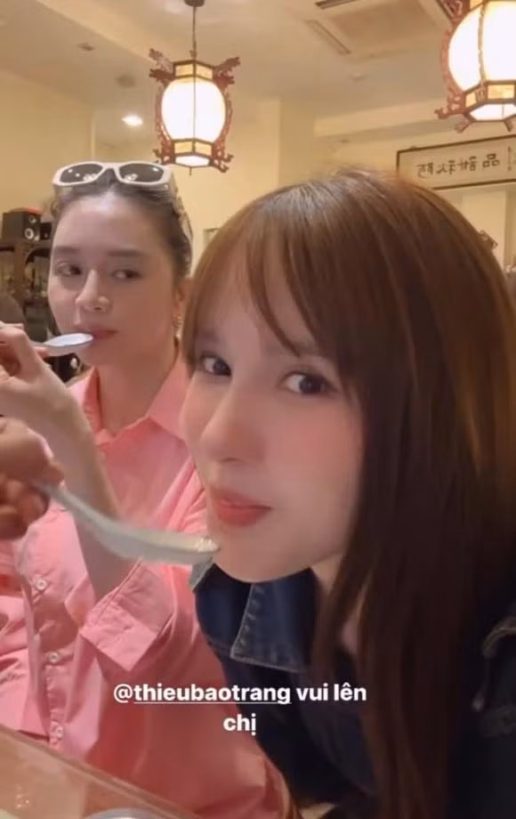 Thieu Bao Tram va ban trai lo hint di du lich tai Singapore-Hinh-3