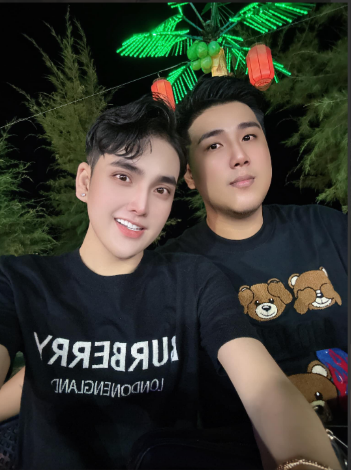 Nang dau chuyen gioi chinh phuc me chong bang vang, me tang xe SH