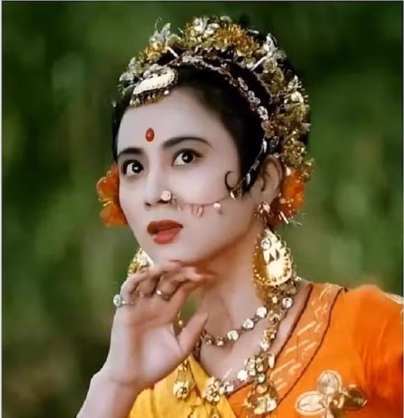 Cuoc song hien tai cua my nhan dep nhat nhi 