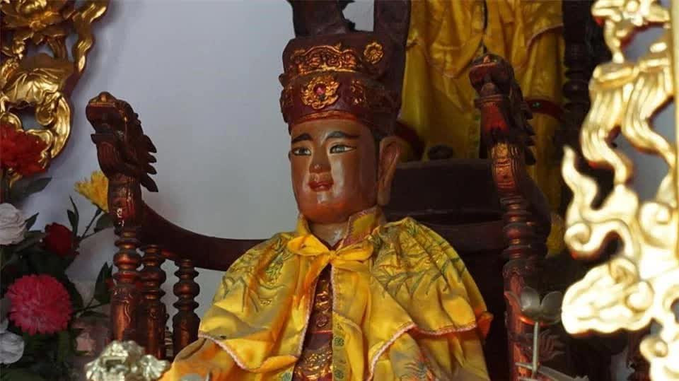 3 người nào tìm mọi cách từ chối làm vua trong lịch sử Việt Nam? - Hình 5 3 nguoi nao tim moi cach tu choi lam vua trong lich su Viet Nam?-Hinh-5