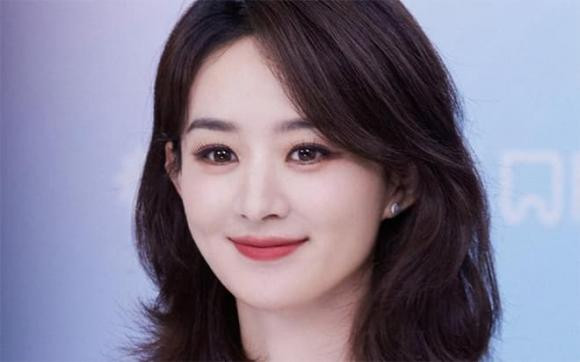  1. Mặt tròn, khuôn miệng đầy đặn, môi đỏ: Khuôn mặt tròn, đường nét hài hòa thường là những người phúc hậu, nền nã, luôn biết kính trên nhường dưới, cư xử điềm đạm và hiếm khi tranh cãi hoặc mâu thuẫn trong gia đình, công sở hay với bạn bè.