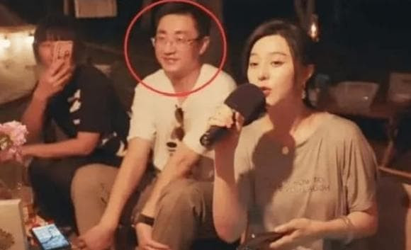 Cuoc song hien tai cua Trieu Vy, Lam Tam Nhu va Pham Bang Bang-Hinh-5