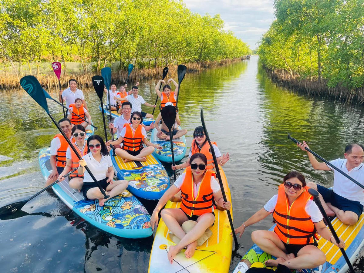 Thon chai ven pha Tam Giang thay doi, thoat mac “xom... ngai cuoi“-Hinh-11