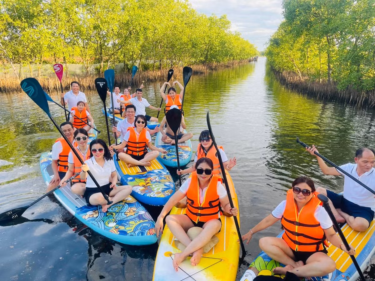 Thon chai ven pha Tam Giang thay doi, thoat mac “xom... ngai cuoi“-Hinh-11