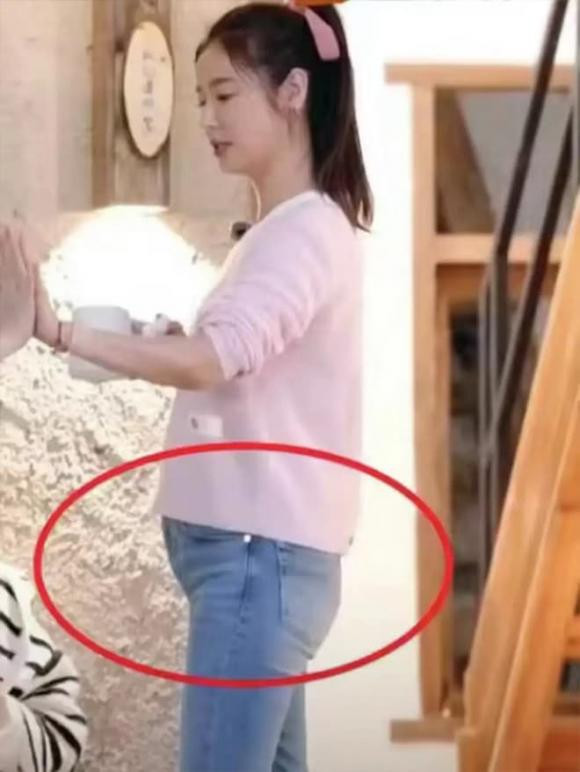 Nhan sac Lam Tam Nhu gay tranh cai, trong gia nua, da nhan nheo-Hinh-6