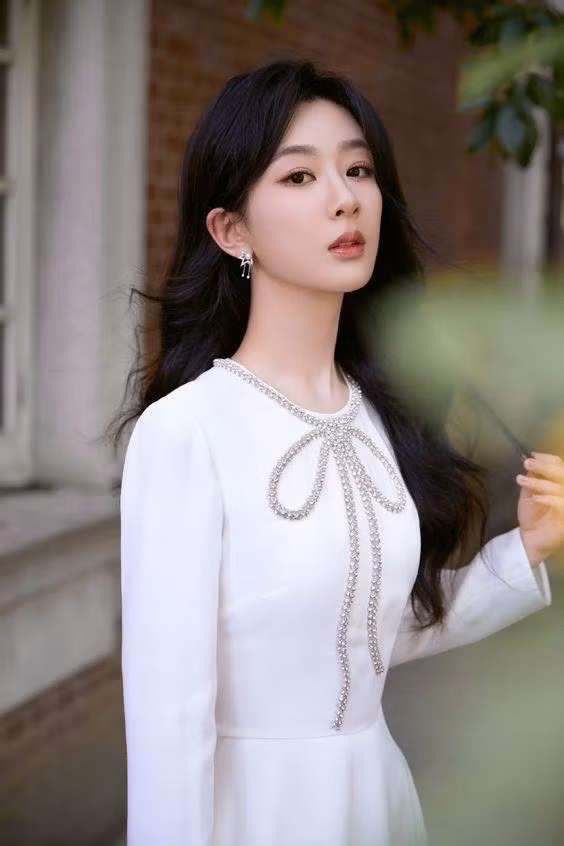 Cô nàng thường xuyên nhận nhiều ý kiến trái chiều về ngoại hình.