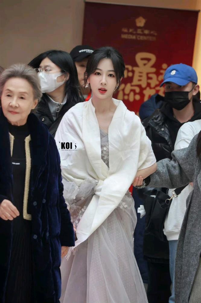 ##ss###style="text-decoration: underline;">Dương Tử đã giảm cân thành công và nhận được nhiều lời khen ngợi vì ngày càng nhuận sắc.