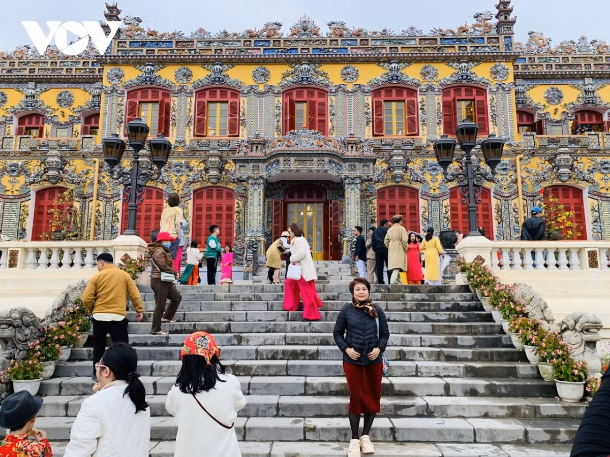 Du lich Hue gay an tuong dip dau nam-Hinh-3