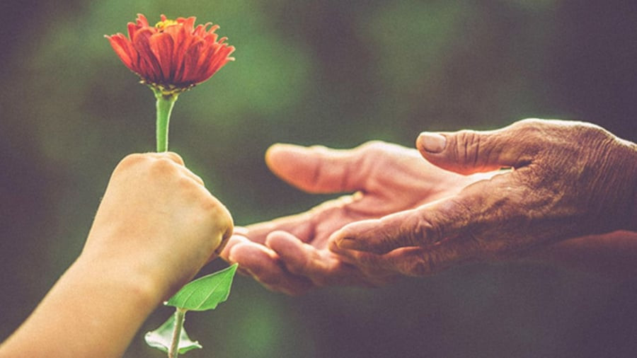 Người sắp gặp vận may trên thân thể thường có 1 điểm báo trước Nguoi sap gap van may tren than the thuong co 1 diem bao truoc