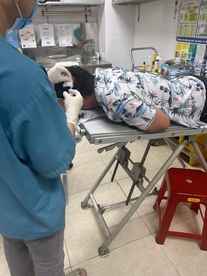 Loc Fuho gap van den phai vao benh vien-Hinh-2