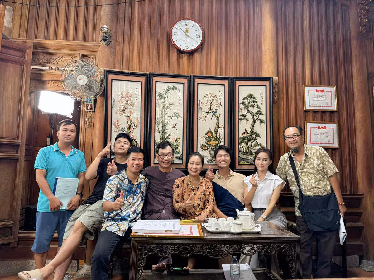 Phim hai Tet 2024 van thieu phim dang xem du bot nham nhi, ho hang-Hinh-3