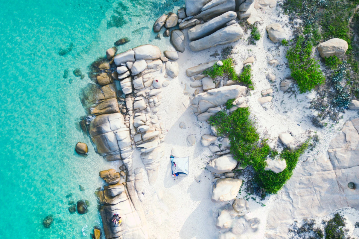 Du khach hoa mat, chay da van hao hung di du lich he