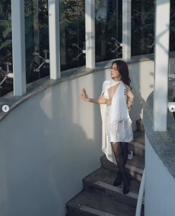 Ca sĩ Phạm Quỳnh Anh ngày càng xinh đẹp hết nấc.