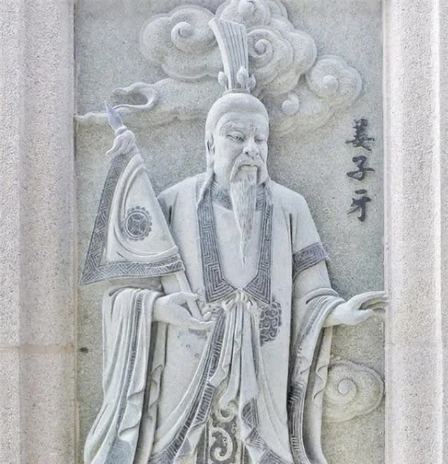 Quan su xuat sac cua Trung Quoc: 72 tuoi moi xay su nghiep-Hinh-2