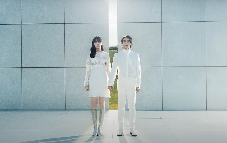 Sau 40 phút công chiếu, MV nhận được 1 triệu lượt xem trên YouTube và leo lên top 1 thịnh hành của Việt Nam sau 3 giờ phát hành. Cuối MV là hình ảnh Sơn Tùng nắm tay Hải Tú nhìn về phía trước và dòng chữ "To Be Continued" (Còn tiếp), hứa hẹn sẽ viết tiếp câu chuyện còn đang dang dở của cả hai trong tương lai. 