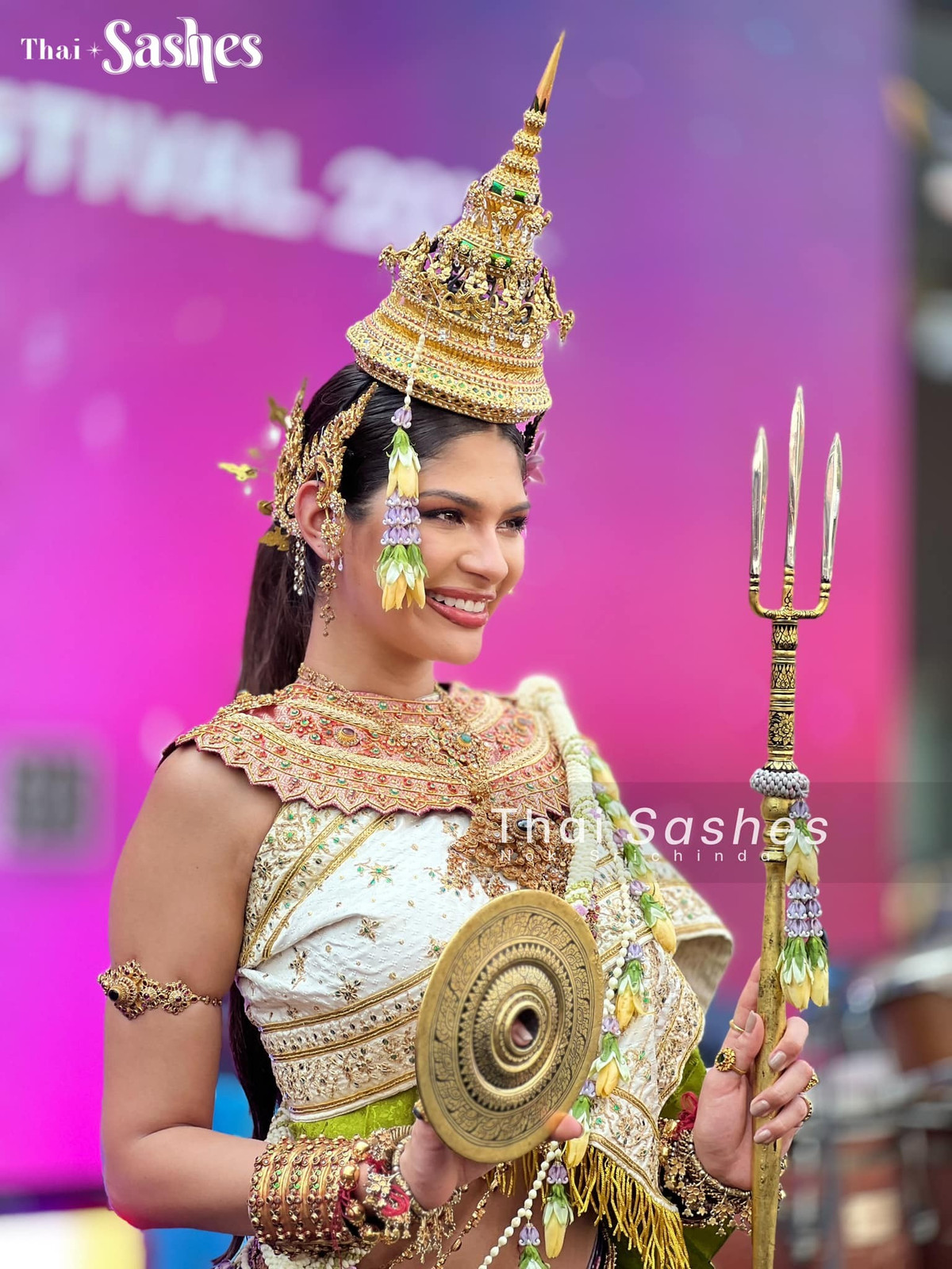 Dan hoa hau mac goi cam tai le hoi te nuoc-Hinh-26