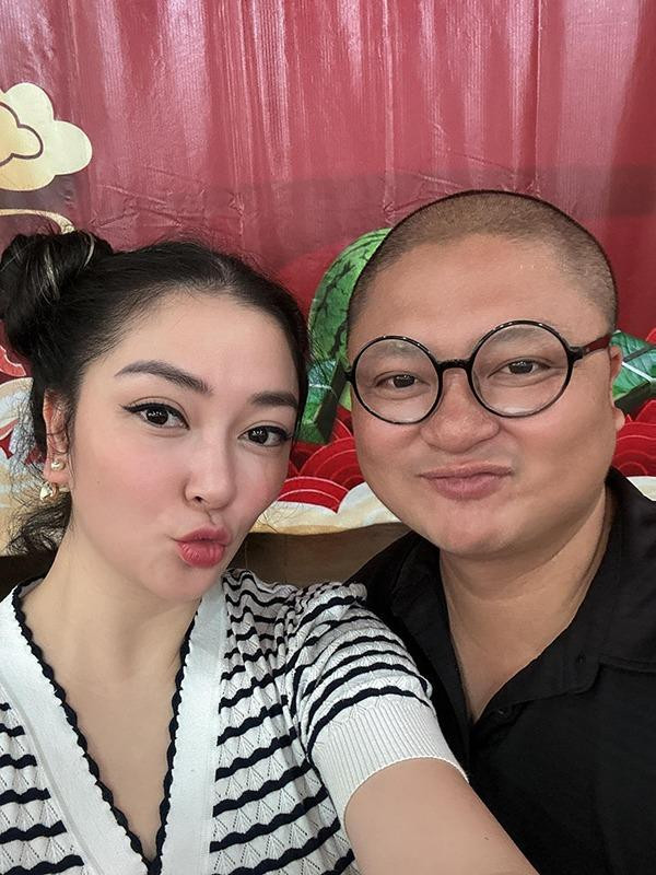 ##ss###style="text-decoration: underline;">Hoa hậu Nguyễn Thị Huyền giống như một người bình thường kể từ khi rời khỏi showbiz. Cô hạnh phúc bên người thân và chia sẻ những khoảnh khắc ấm áp bên gia đình.